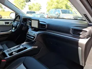Ford Explorer 2024 XLT 4x4 SUV