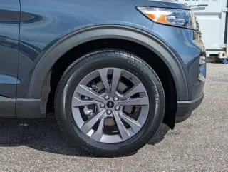 Ford Explorer 2023 XLT 4dr SUV