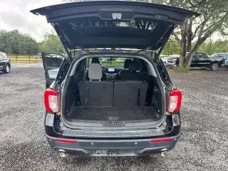 Ford Explorer 2023 XLT 4dr SUV
