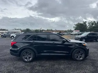 Ford Explorer 2023 XLT 4dr SUV