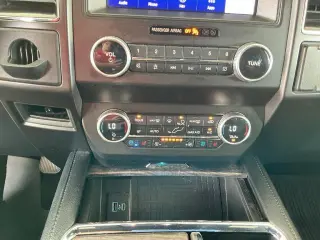 Ford Expedition 2021 4x2 Limited 4dr SUV