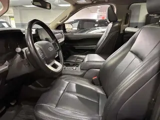 Ford Expedition 2023 4x4 XLT 4dr SUV
