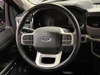 Ford Expedition 2023 4x4 XLT 4dr SUV