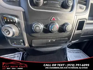2017 Ram 1500 Express 4x4 Quad Cab 6''4" Box