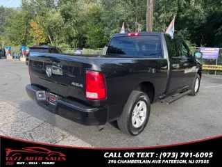 2017 Ram 1500 Express 4x4 Quad Cab 6''4" Box