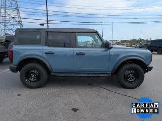 Ford Bronco 2022 4x4 Black Diamond 4dr SUV