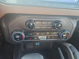Ford Bronco 2024 4x4 Outer Banks 4dr SUV