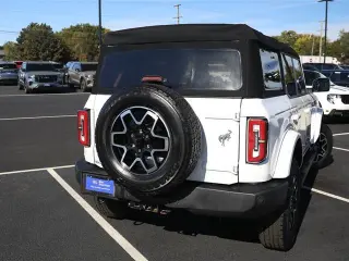 Ford Bronco 2023 4x4 Outer Banks 4dr SUV