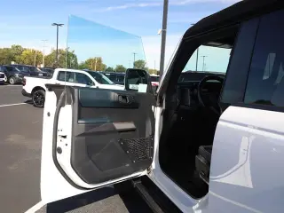 Ford Bronco 2023 4x4 Outer Banks 4dr SUV