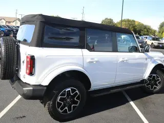 Ford Bronco 2023 4x4 Outer Banks 4dr SUV