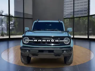 Ford Bronco 2023 4x4 Outer Banks 4dr SUV