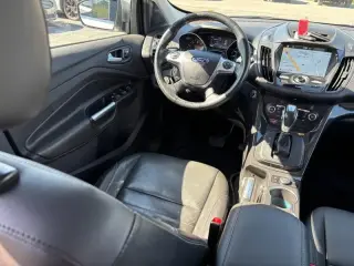 Ford Escape 2016 Titanium 4dr SUV
