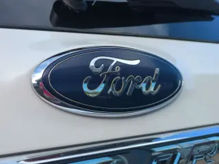 Ford Explorer 2016 XLT 4 SUV