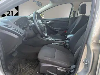Ford Focus 2015 SE 4dr Sedán