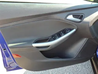 Ford Focus 2014 SE 4dr Sedán