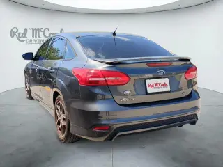 Ford Focus 2016 SE 4dr Sedán