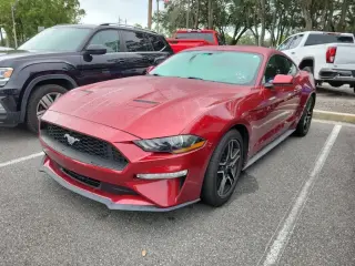 Ford Mustang 2019 EcoBoost fastback de 2 puertas