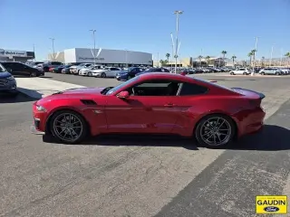 Ford Mustang 2022 GT Premium 2dr Fastback