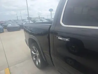 Ram 1500 2021 4x4 Limited Longhorn 4 puertas Crew Cab 5,6 pies SB Pickup