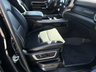 Ram 1500 2024 4x4 Laramie 4dr Crew Cab 5.6 ft. SB Pickup