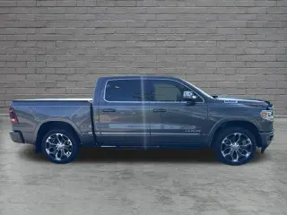 Ram 1500 2023 4x4 Limited 4dr Crew Cab 5.6 ft. SB Pickup