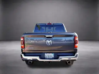 Ram 1500 2020 4x2 Laramie 4dr Crew Cab 5.6 ft. SB Pickup
