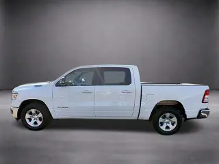 Ram 1500 2022 4x2 Big Horn cabina paso corto 4 puertas 5.6 pies SB Pickup