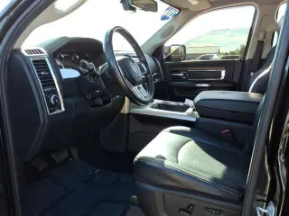 Ram 1500 2016 4x4 Laramie 4dr Crew Cab 5.5 ft. SB Pickup