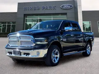 Ram 1500 2016 4x4 Laramie 4dr Crew Cab 5.5 ft. SB Pickup