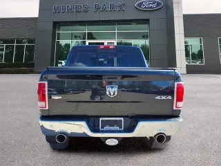 Ram 1500 2016 4x4 Laramie 4dr Crew Cab 5.5 ft. SB Pickup