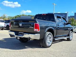 Ram 1500 2016 4x4 Laramie 4dr Crew Cab 5.5 ft. SB Pickup