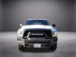 Ram 1500 Classic 2022 4x4 SLT 4dr Crew Cab 5.5 ft. SB Pickup