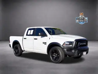Ram 1500 Classic 2022 4x4 SLT 4dr Crew Cab 5.5 ft. SB Pickup