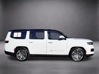 Jeep Grand Wagoneer 2022 4x4 Serie III 4dr SUV