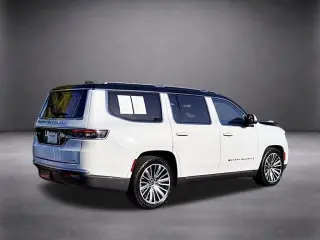 Jeep Grand Wagoneer 2022 4x4 Serie III 4dr SUV