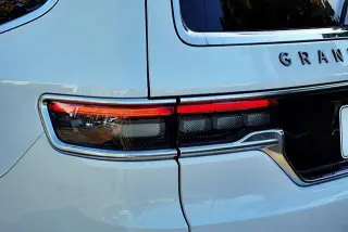 Jeep Grand Wagoneer 2022 4x4 Serie III 4dr SUV