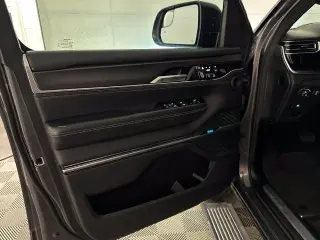 Jeep Grand Wagoneer L 2024 4x4 Obsidian SUV de 4 puertas