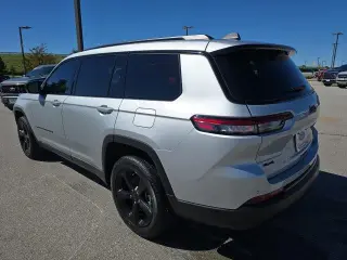 Jeep Grand Cherokee L 2024 4x4 Limited 4dr SUV