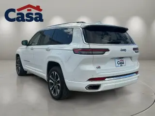 Jeep Grand Cherokee L 2022 4x2 Overland SUV de 4 puertas