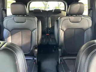 Jeep Grand Cherokee L 2025 4x2 Laredo 4 SUV