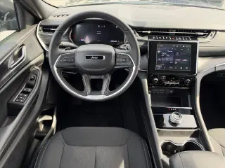 Jeep Grand Cherokee 2025 4x4 Laredo 4dr SUV