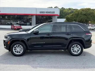 Jeep Grand Cherokee 2025 4x4 Laredo 4dr SUV