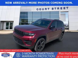 Jeep Grand Cherokee 2024 4x4 Laredo 4dr SUV