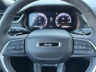 Jeep Grand Cherokee 2024 4x4 Laredo 4dr SUV