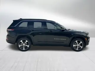 Jeep Grand Cherokee 2025 4x2 Limited 4dr SUV