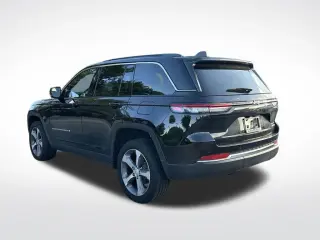 Jeep Grand Cherokee 2025 4x2 Limited SUV de 4 puertas