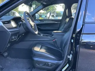 Jeep Grand Cherokee 2025 4x2 Limited SUV de 4 puertas
