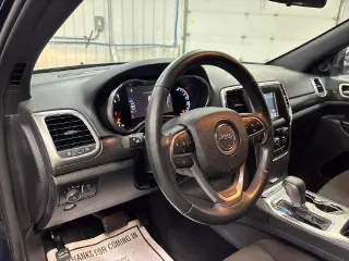 Jeep Grand Cherokee 2018 4x4 Laredo SUV de 4 puertas