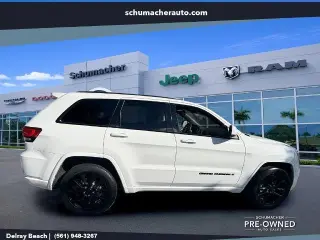 Jeep Grand Cherokee 2021 4x2 Laredo E 4dr SUV