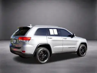 Jeep Grand Cherokee 2019 4x2 Laredo 4dr SUV